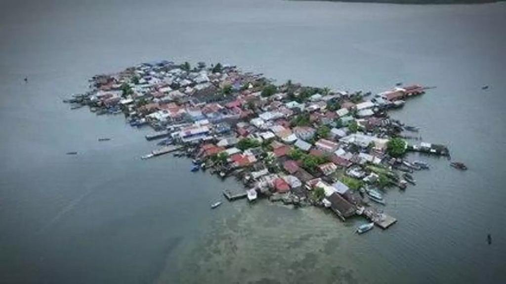 El drama de la isla evacuada, que será tragada por el mar
