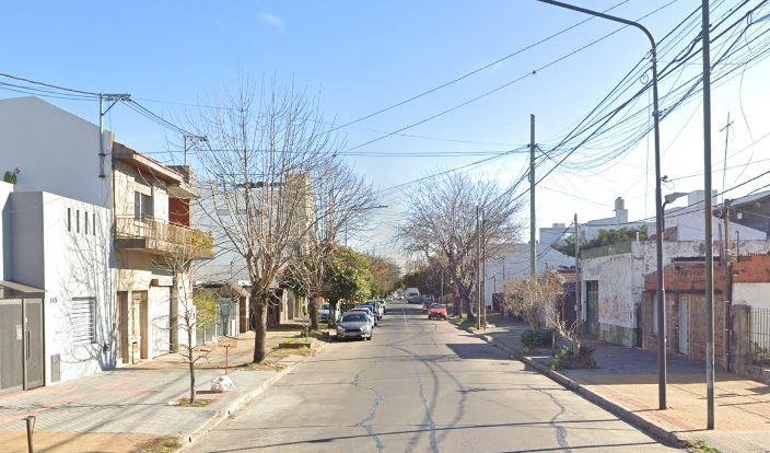 Despertaron a dos jubilados y les robaron los ahorros de toda la vida