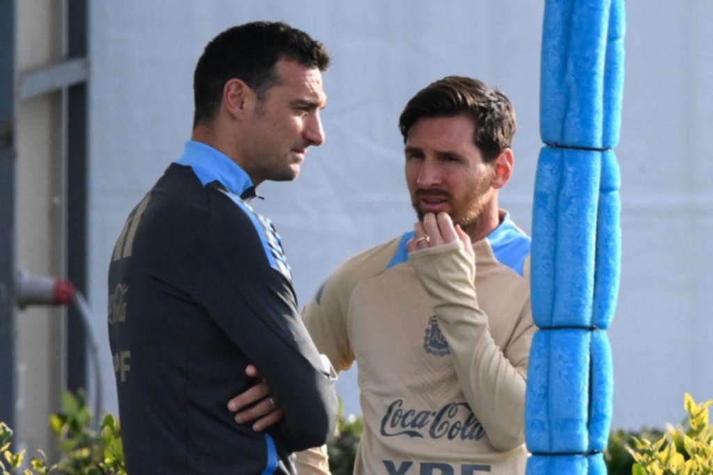 Piensa en el once: ante las bajas, Scaloni planea un equipo atípico