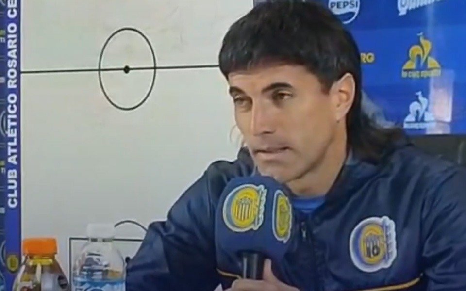 Malcorra habló tras la foto con los nenes de Newell's: "Me pone mal por los nenes"
