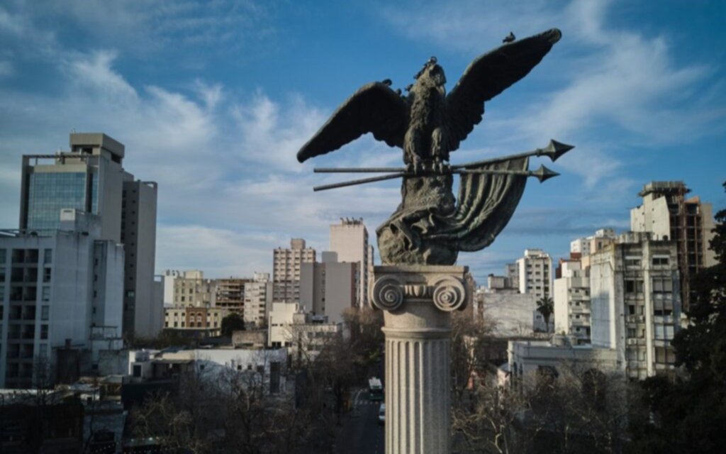 Los secretos del águila de Plaza Italia: Giovanola, sus otras obras en La Plata y el vínculo con Gimnasia