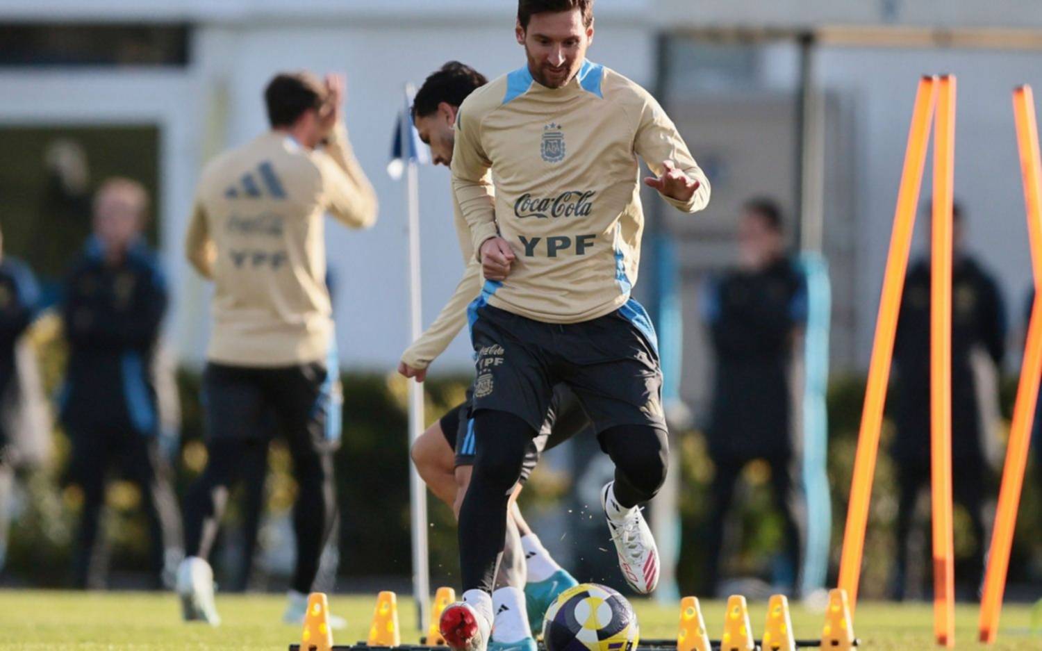Lionel Messi sería titular en el duelo ante de Argentina ante Colombia por las Eliminatorias 2026