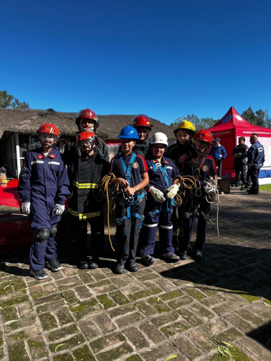 La escuela de los chicos que quieren ser bomberos en Ensenada