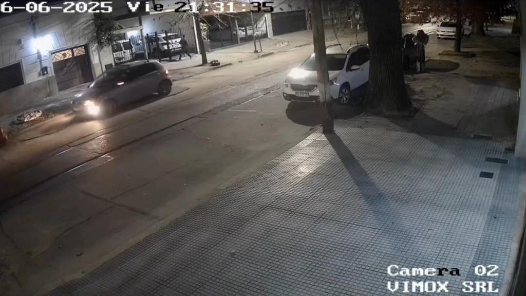 “Al piso o les pego un tiro”: atan a una familia y escapan con millones