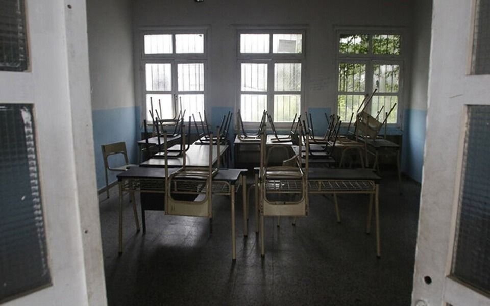 Un gremio docente anunció un paro esta semana en escuelas primarias y secundarias de la Provincia