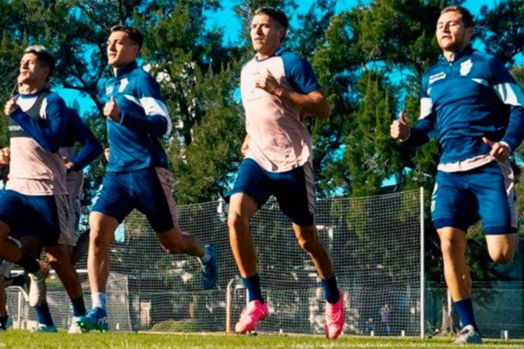Ruido en el Lobo: ante la deuda con el plantel, ¿habrá medidas?