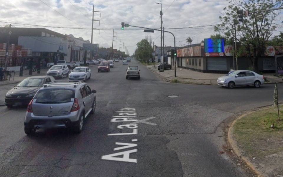 Joven muere tras ser embestido por un auto en Quilmes Oeste 