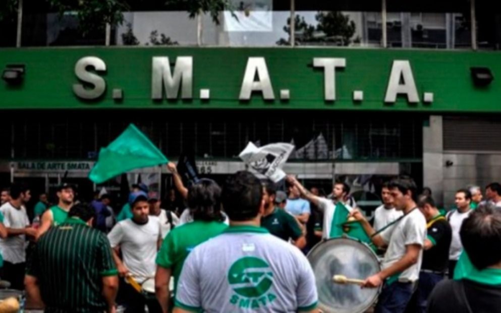 Gremios convocan a una concentración a la misma hora que se reúne la Corte