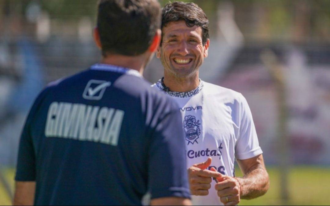 ¿Chirola Romero vuelve a dirigir? Un grande de Argentina lo tentó y ya hubo reuniones