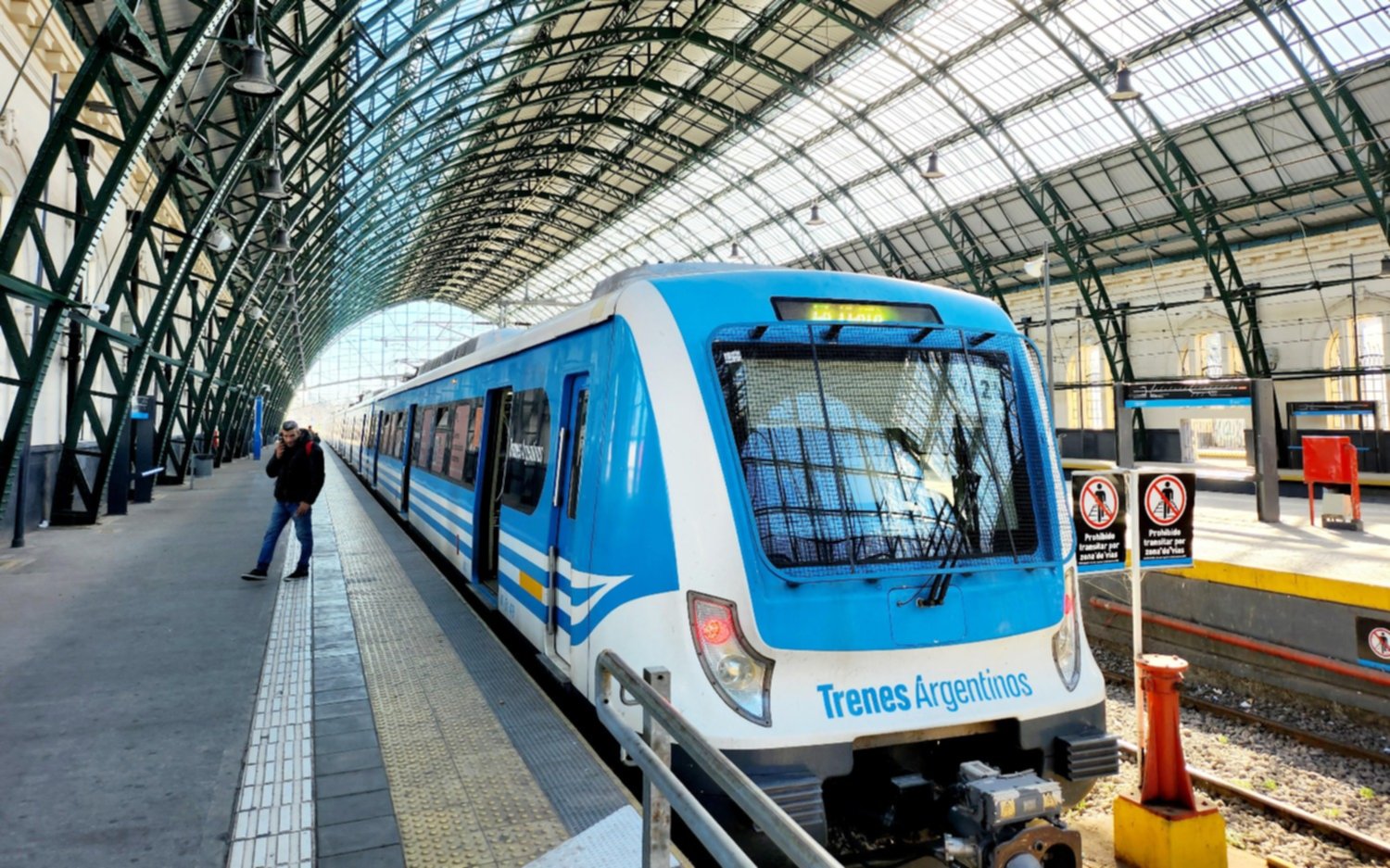 Amenazaron con "hacer volar" dos estaciones del Roca y hubo demoras en los trenes: "Si no liberan a Cristina..."