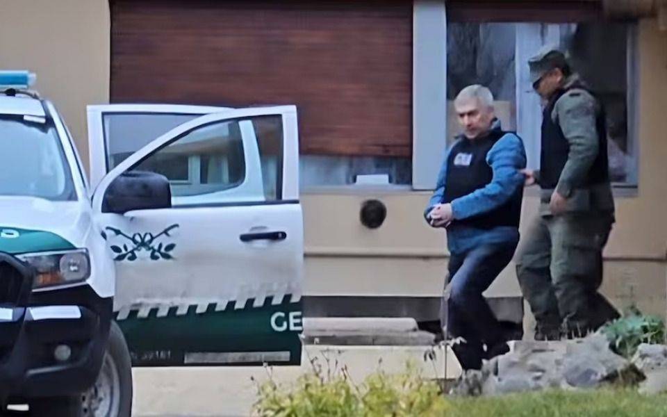  Lázaro Báez fue detenido por la causa de la "Ruta del dinero K": irá a una cárcel