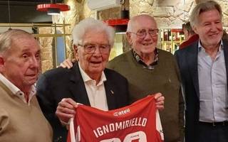 Miguel Ignomiriello, prócer del fútbol argentino, a sus 98 años: "Veo fútbol permanentemente"