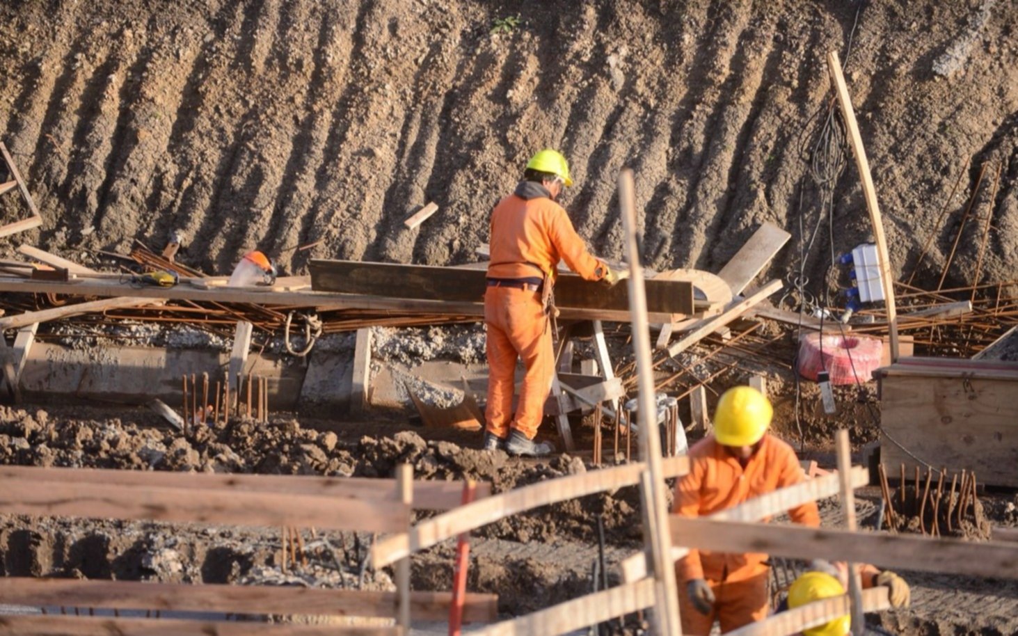 Supervisaron las obras de la nueva planta potabilizadora de agua que beneficiará a la Región