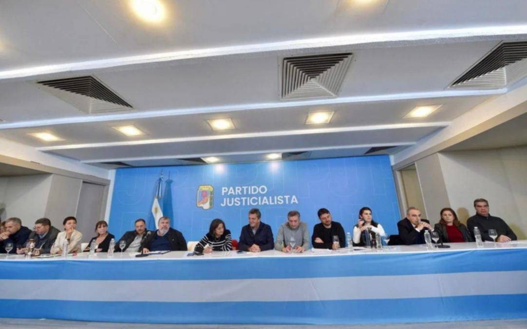 El PJ delineó su estrategia tras el fallo contra Cristina Kirchner