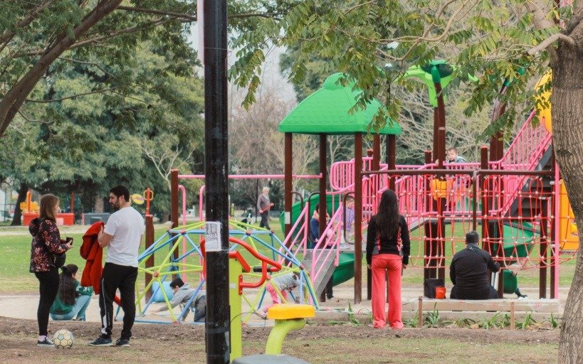 Día del Padre fresco y soleado en La Plata: ¿cómo sigue el tiempo durante el finde largo?