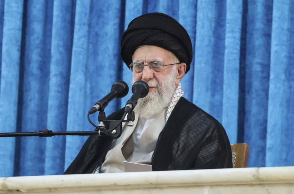 Netanyahu le apunta al supremo líder iraní