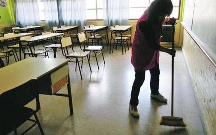 Un sector de los estatales para en apoyo a Cristina y complica el dictado de clases