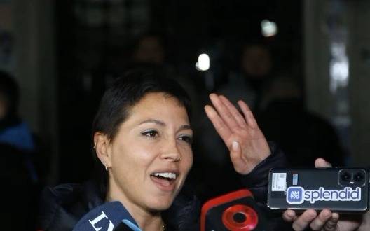 Mayra Mendoza confirma que Cristina Kirchner no podrá saludar desde el balcón