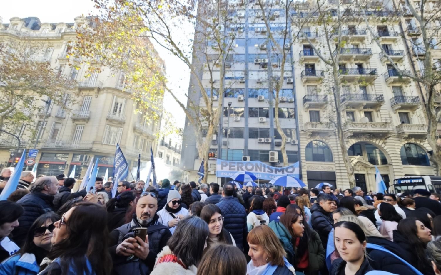 El kirchnerismo mostró su poder de movilización en un peronismo fragmentado