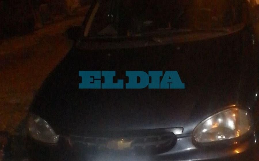 Locura en Berisso: una mujer se arrojó de un Uber cuando vio que el conductor se desvió del recorrido 
