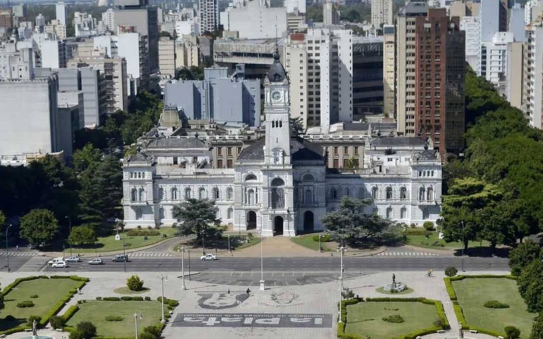 Basura, transporte, estacionamiento y más: así funcionará La Plata este viernes feriado