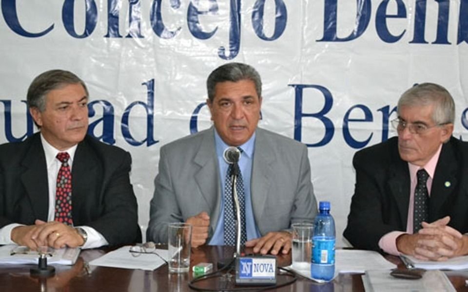 Beneficiaron a un ex intendente de Berisso acusado de estafa 