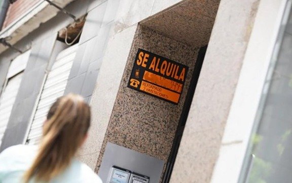 Según un informe nacional, 7 de cada 10 hogares destina hasta el 50% de los ingresos al pago del alquiler