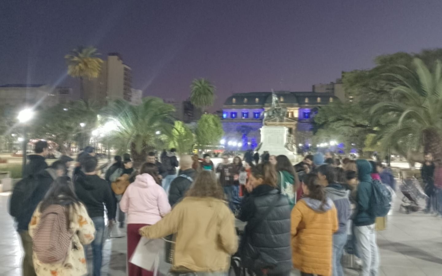 Marcha de silencio y velas para Pablo Mieres: nuevo pedido de justicia por el crimen del docente de la UNLP