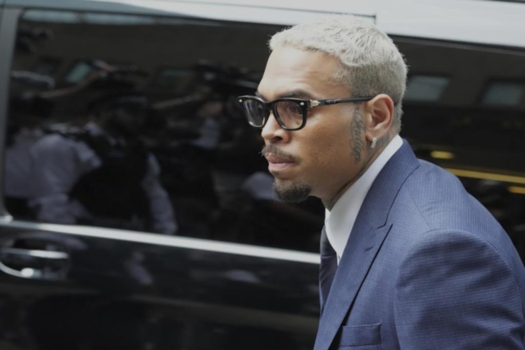 “No culpable”: Chris Brown se declaró inocente de golpiza