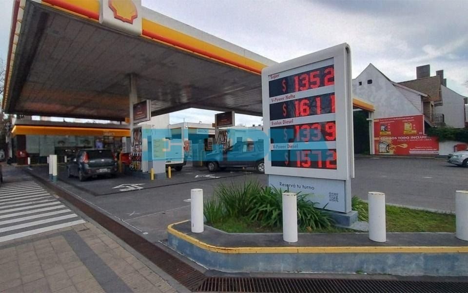 Más petroleras se suman aumento: en La Plata, el ajuste es de hasta el 9% en algunas estaciones