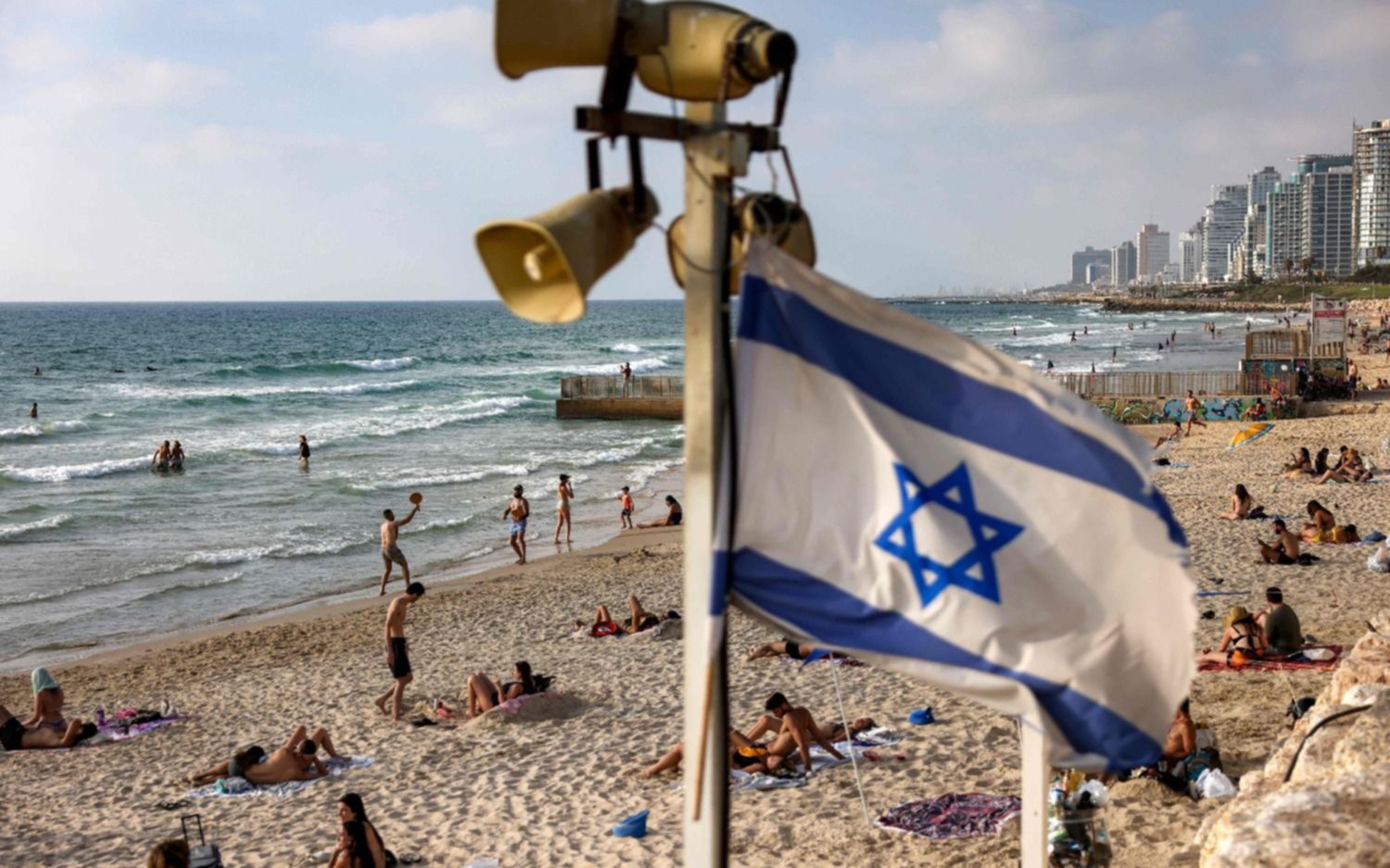 EE.UU. evacúa a sus ciudadanos en Israel