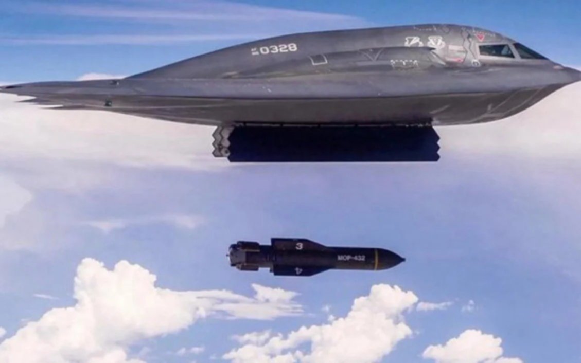 Bombarderos B-2 Spirit y Penetradores GBU-57: claves del “Martillo de Noche” contra bases nucleares de Irán