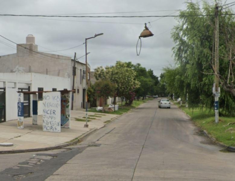 Tomaron del cuello a una jubilada para sacarle todo