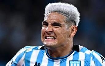 Salas les dijo a los dirigentes que quiere jugar en River