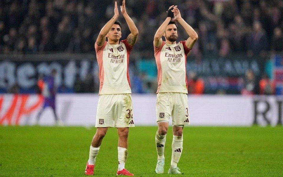 El Olympique de Lyon de Nicolás Tagliafico y Thiago Almada, descendido a la segunda división por deudas