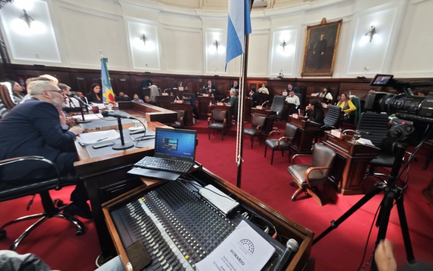 La Plata: la condena a Cristina Kirchner copó  el debate en el Concejo Deliberante