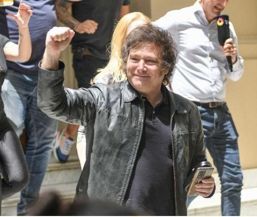 En La Plata Javier Milei busca mostrar músculo político: a qué hora habla el Presidente