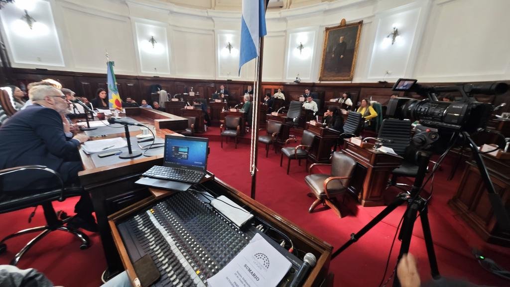 La condena a Cristina copó el debate en el Concejo de La Plata