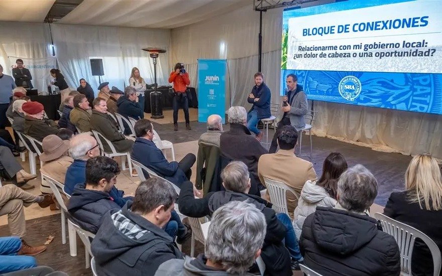 Encuentro en Junín propone una agenda común para el desarrollo del interior