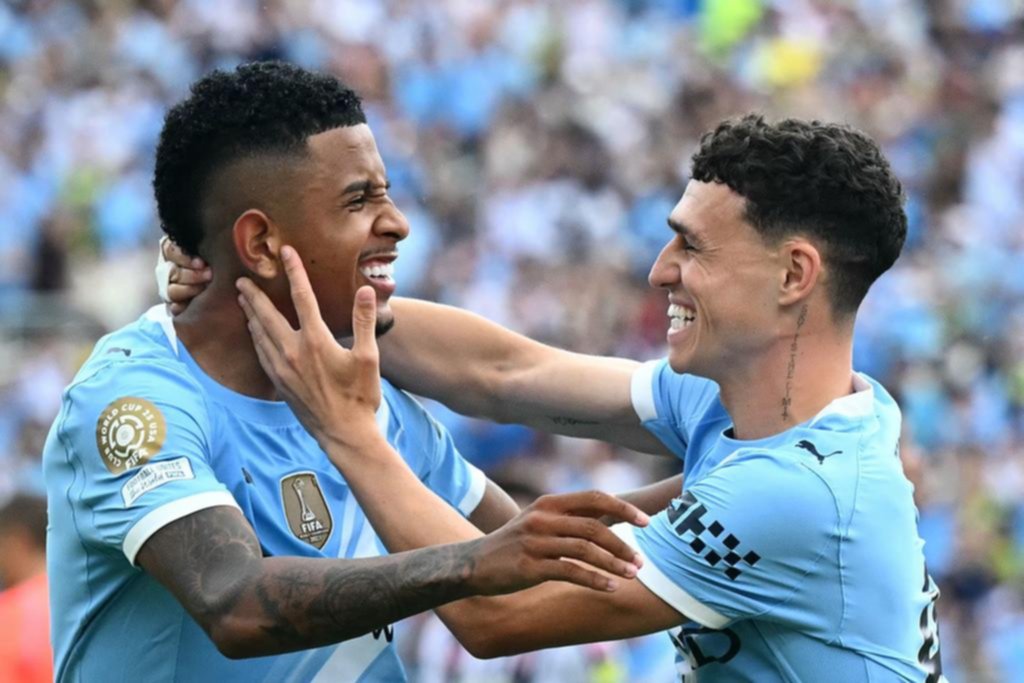 El City avanzó con una clase de fútbol y goles
