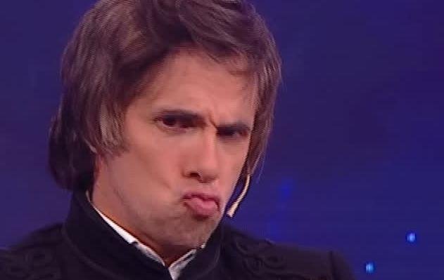 “Cobarde”: otra vez Robertito