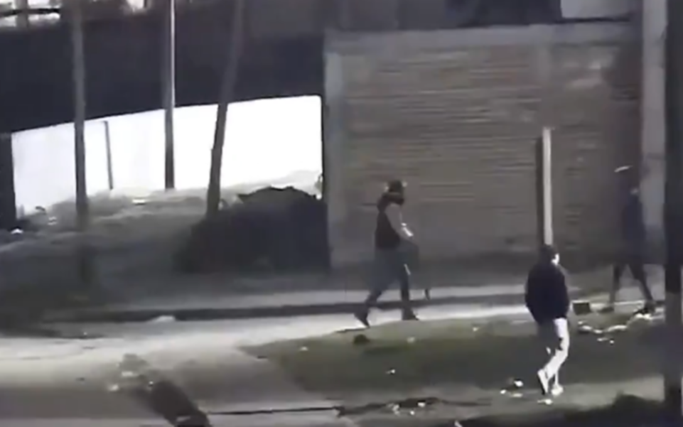 Detienen hombre que realizaba disparos al aire con arma larga en frontera con Avellaneda