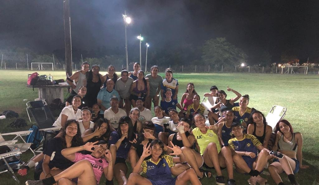 El auge del fútbol femenino: cada vez más chicas transpiran la camiseta