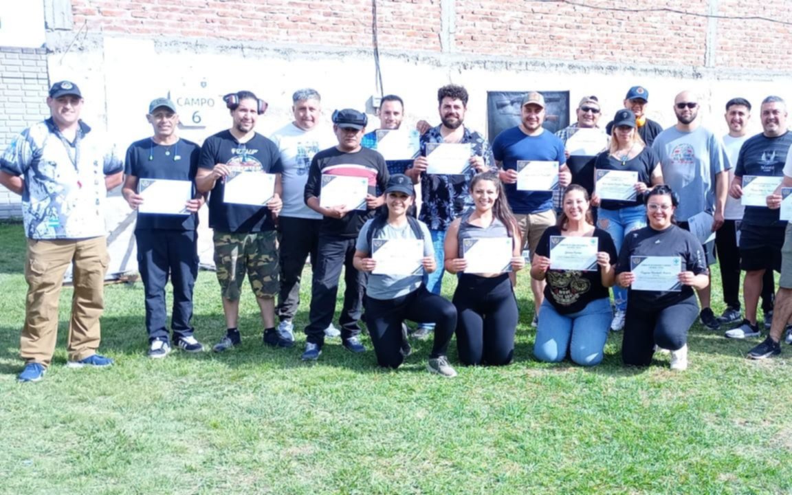 Cada vez más platenses quieren aprender a disparar y tramitar el permiso de armas