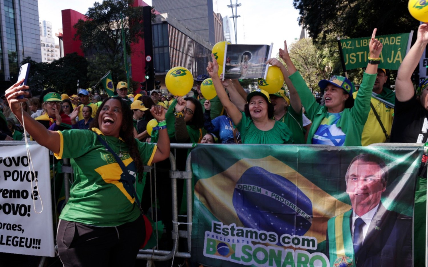 Protesta en San Pablo por el juicio contra Bolsonaro