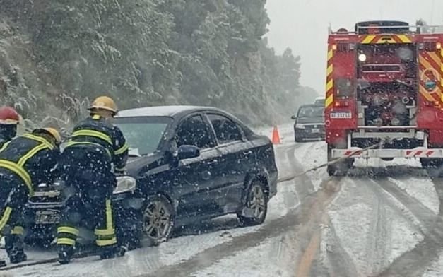 Nieva en la Provincia de Buenos Aires: qué zonas se tiñen de blanco este lunes