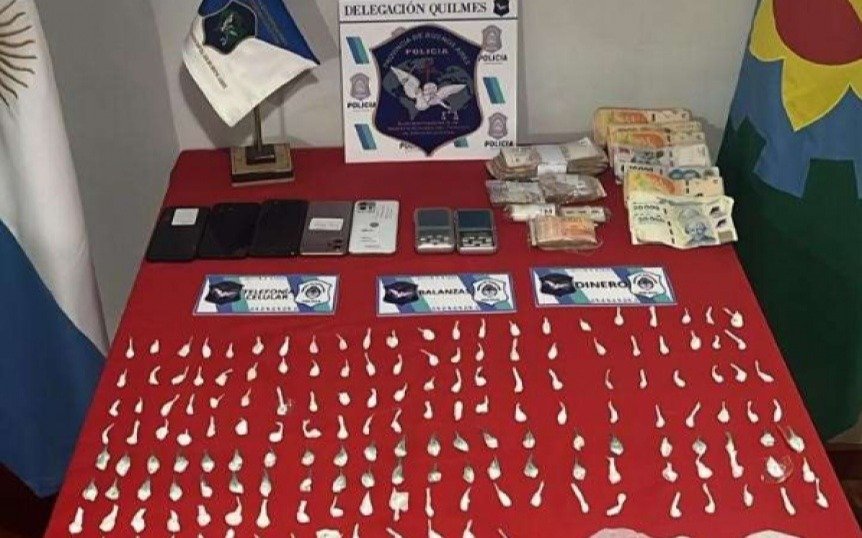 Cuatro detenidos y millonario secuestro de drogas y dinero en la Ribera quilmeña