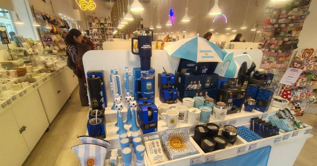 Desde llaveros a pastas rellenas: la Ciudad ya despertó su modo Mundial | El Dia