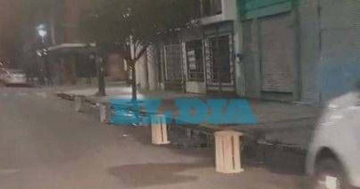 Más bronca en La Plata contra "trapitos": crecen las "reservas" de estacionamiento y hasta cobran "tarifa mensual" | El Dia
