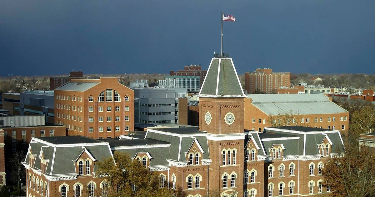 Estados Unidos: una universidad llegó a un acuerdo de US$100 millones en demandas de exalumnos por abusos sexuales | El Dia